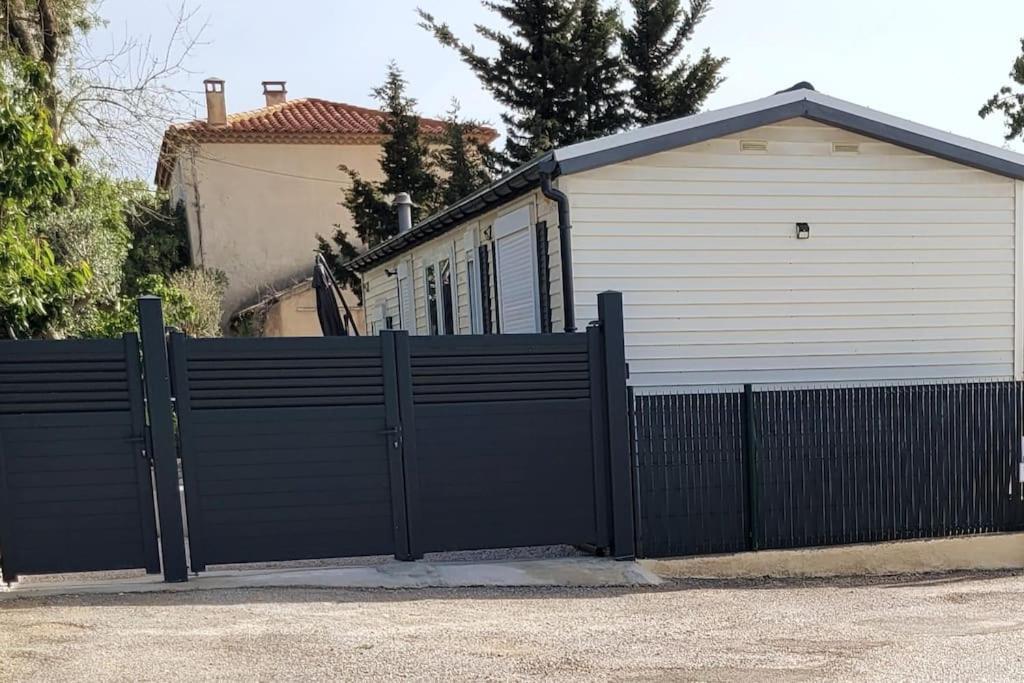 Mobil Home De Patricia Et Franck A Sigean Kültér fotó