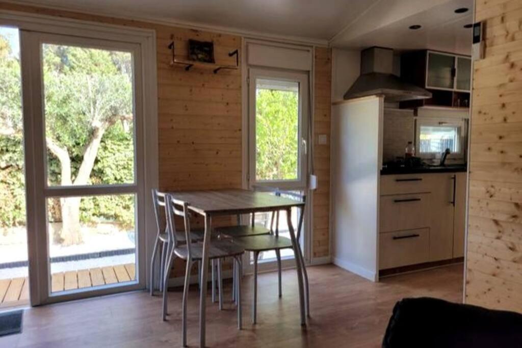 Mobil Home De Patricia Et Franck A Sigean Kültér fotó