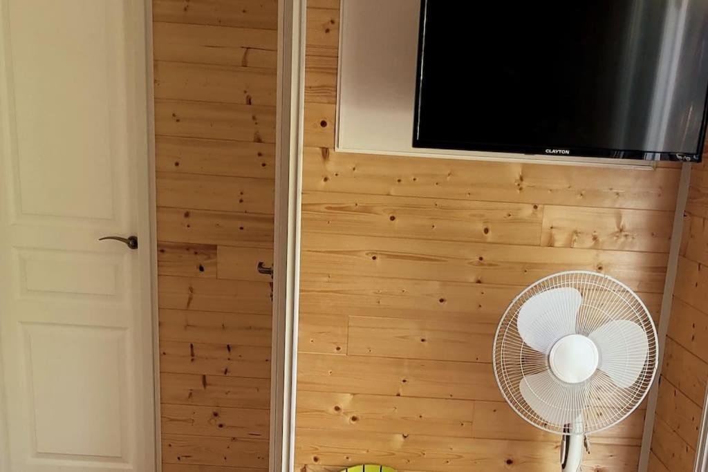 Mobil Home De Patricia Et Franck A Sigean Kültér fotó